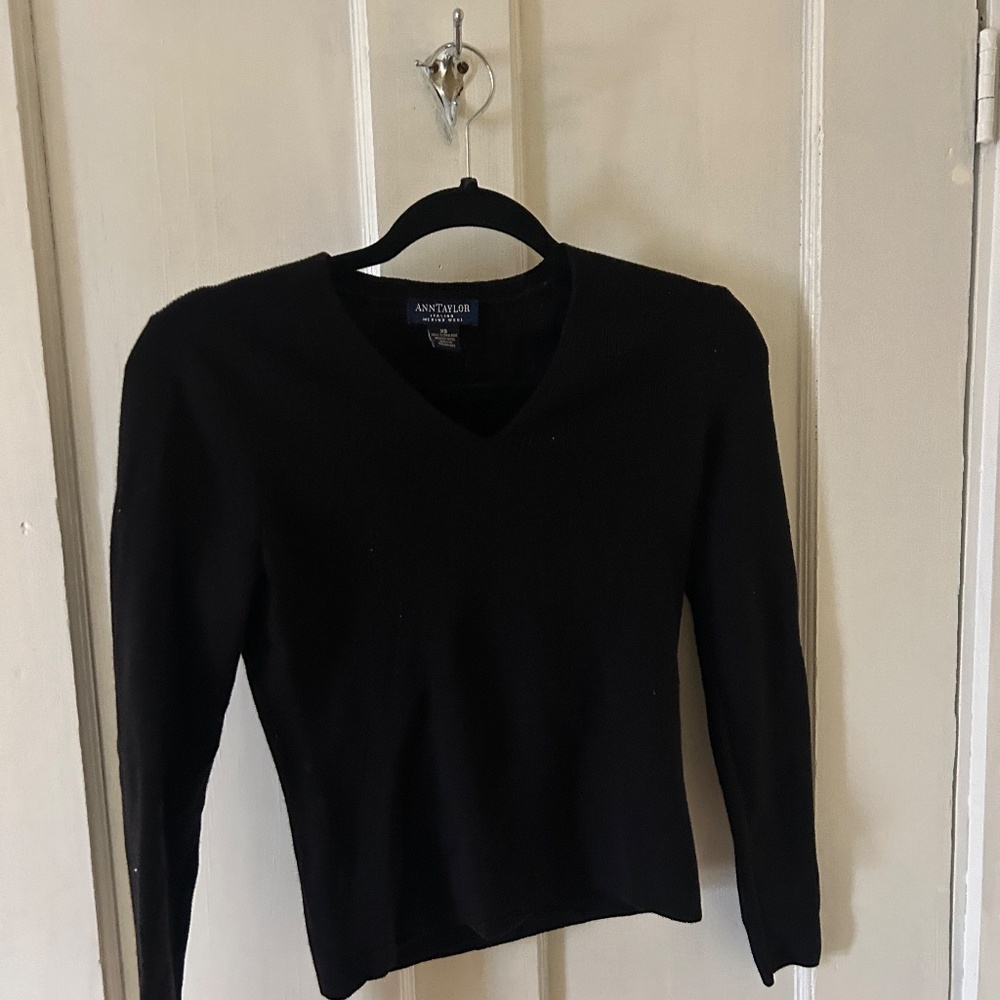 Vintage Ann Taylor Italian Merino Wool V-Neck Sweater